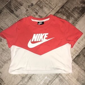 Nike Crop Tee
